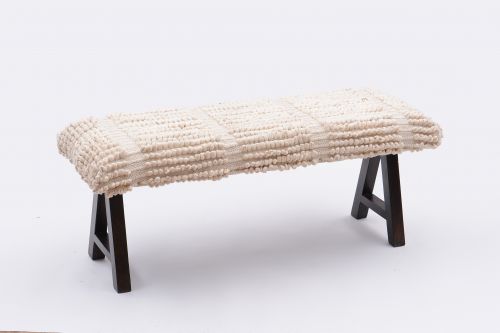 AD-7 UPHOLSTERED BENCH WITH WOODEN LEGS