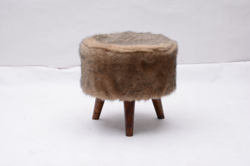AD-226 WOODEN ROUND STOOL